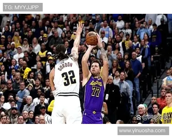 NBA湖人对掘金第四场精彩回放分析及赛后精彩瞬间回顾